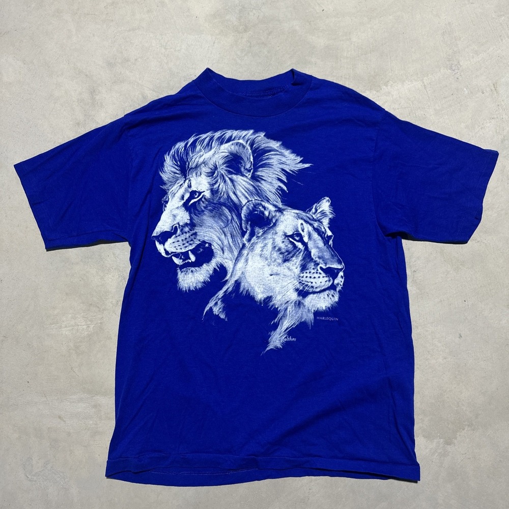 VTG Lion and Lioness Graphic Blue T-shirt Adult SZ XL Wildlife Nature Art Animal